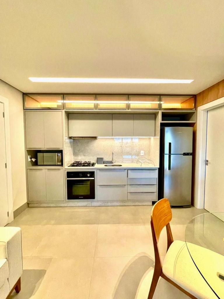 Um Luxo De Vista, Lindo Closet E Moveis Assinados